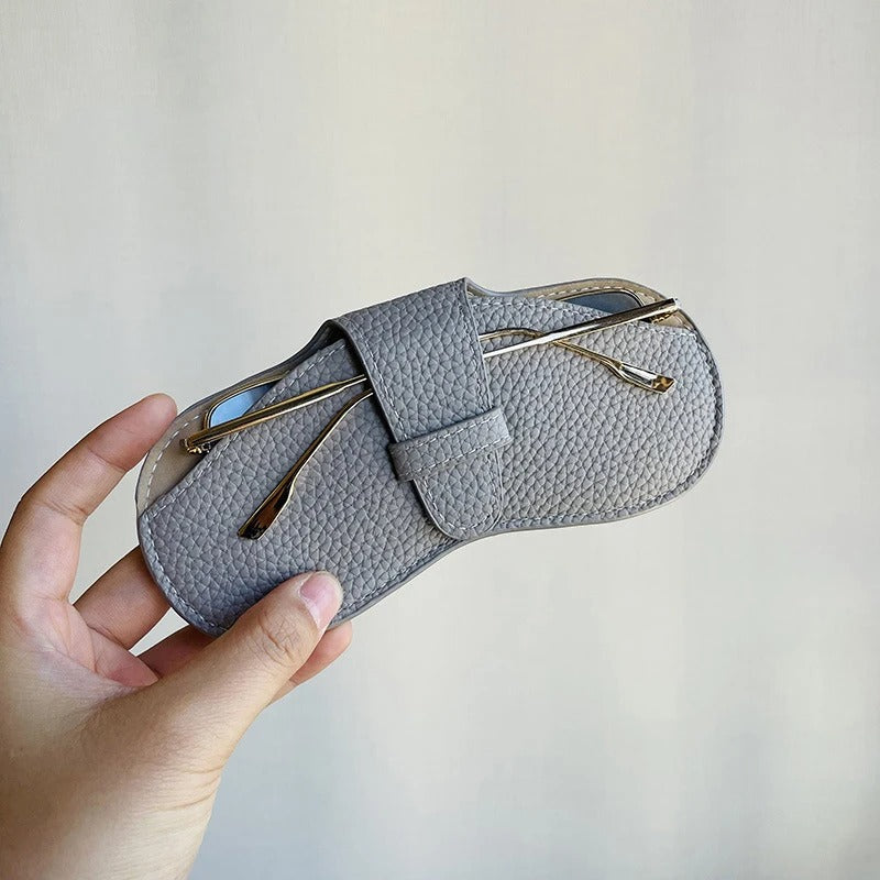 Lyckliga Glasögonväskan